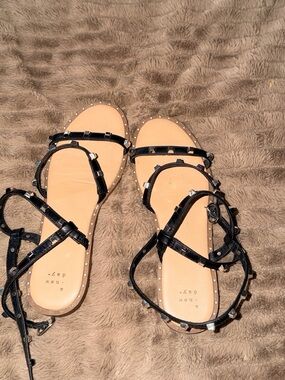 Black Studded Strappy Women’s Sandals